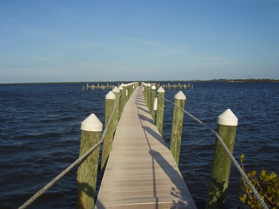 day dock enjoy fishing or just a scenic trip.