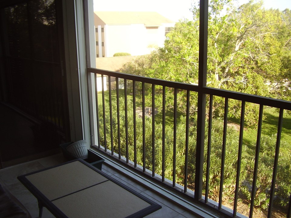 balcony